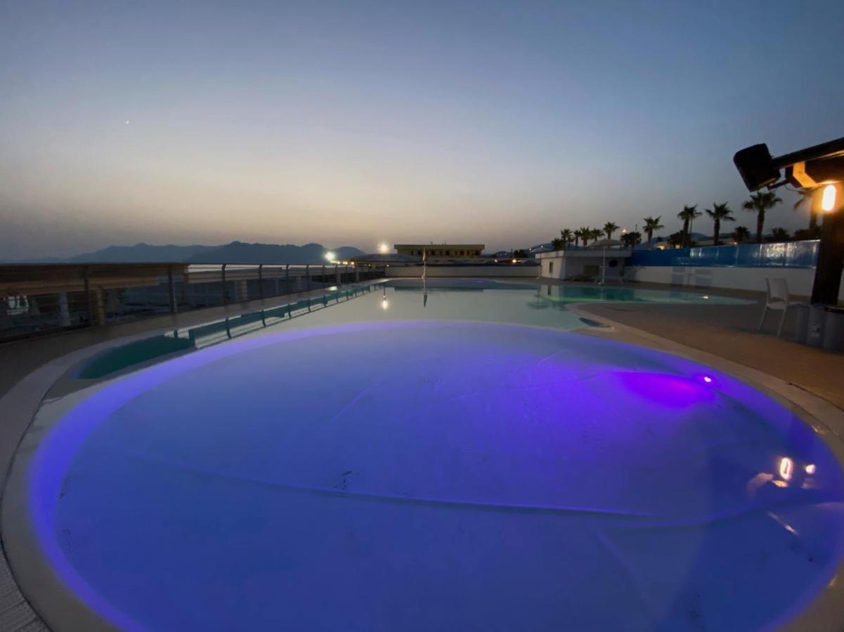 Blu Hotel ปอนเตกัญญาโน ภายนอก รูปภาพ
