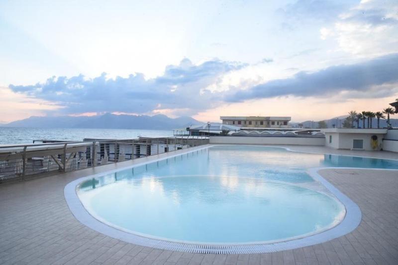 Blu Hotel ปอนเตกัญญาโน ภายนอก รูปภาพ