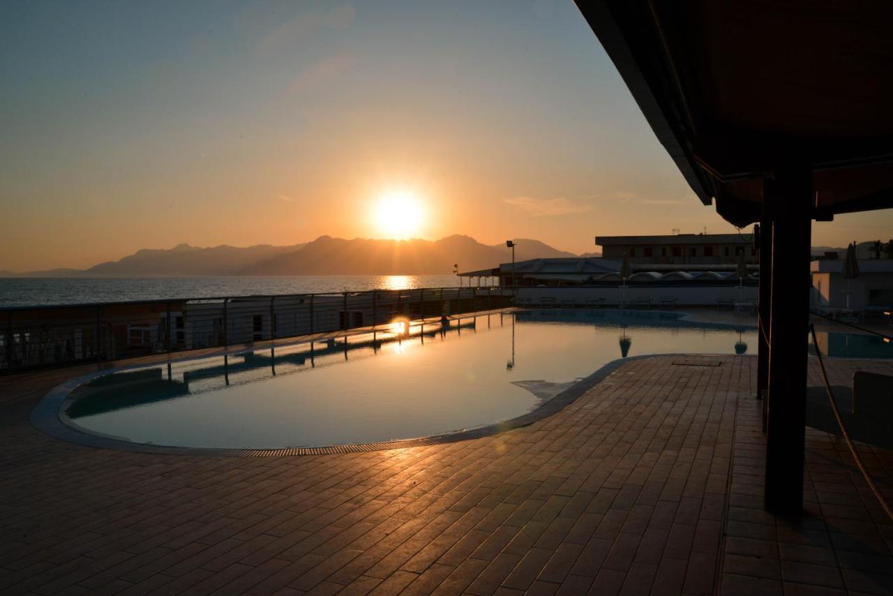 Blu Hotel ปอนเตกัญญาโน ภายนอก รูปภาพ